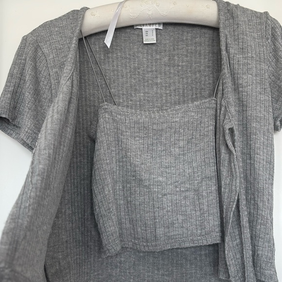 🩶 Cozy 2 Pieces Forever 21 Top-S - Picture 3 of 8